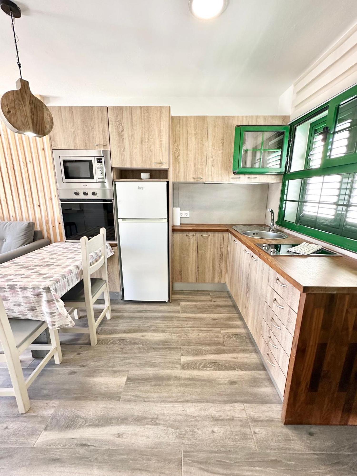 شقة Kiwi Smoothie - En La Playa, Doble Terraza, Cocina Completa, Dos Camas Y Wifi Cotillo المظهر الخارجي الصورة